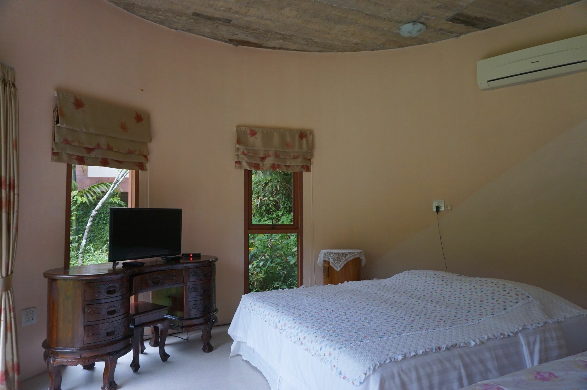 Smallville Resort ระนอง ภายนอก รูปภาพ